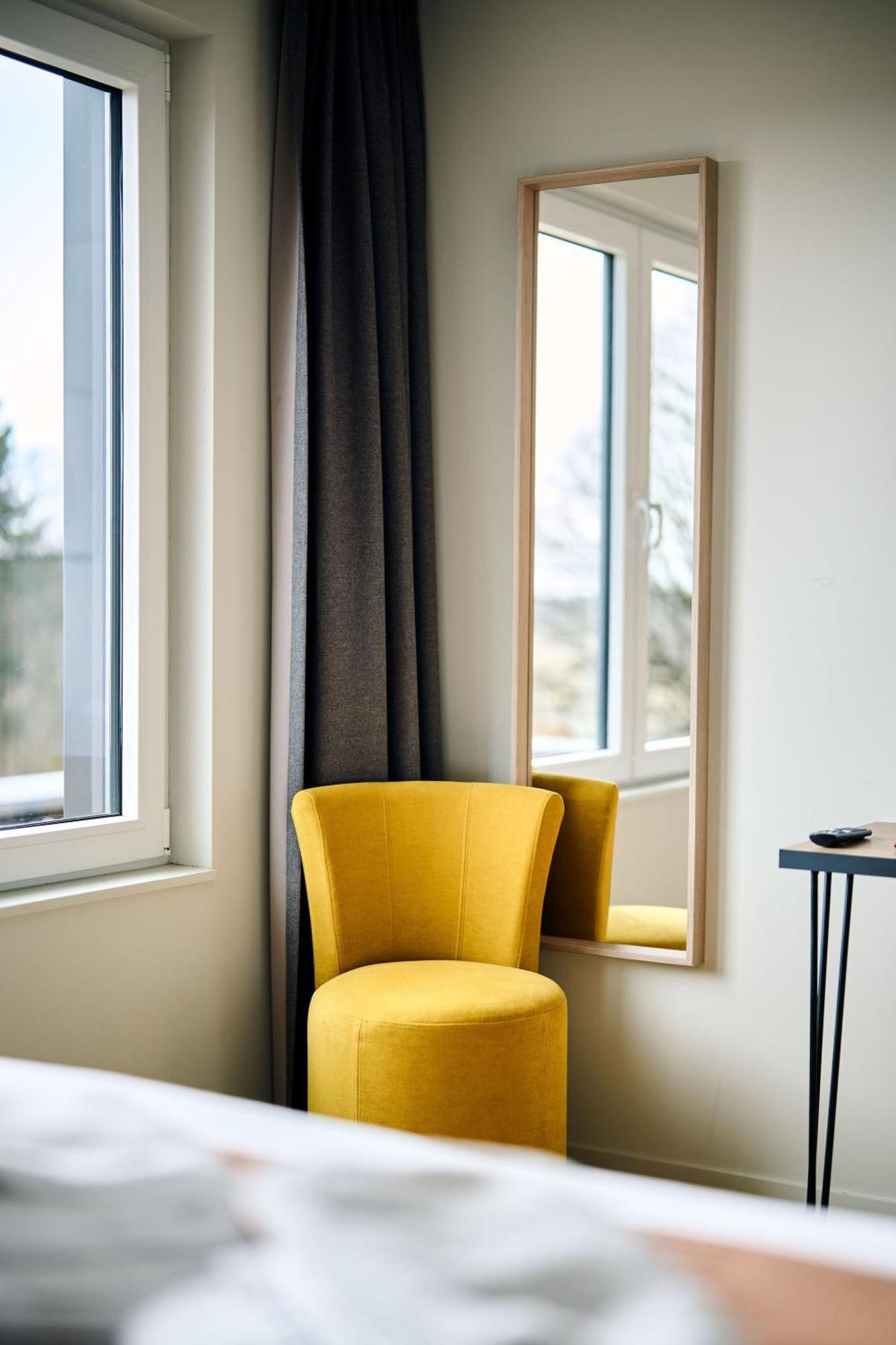 Le Mont Rigi Hotel Вем Екстериор снимка