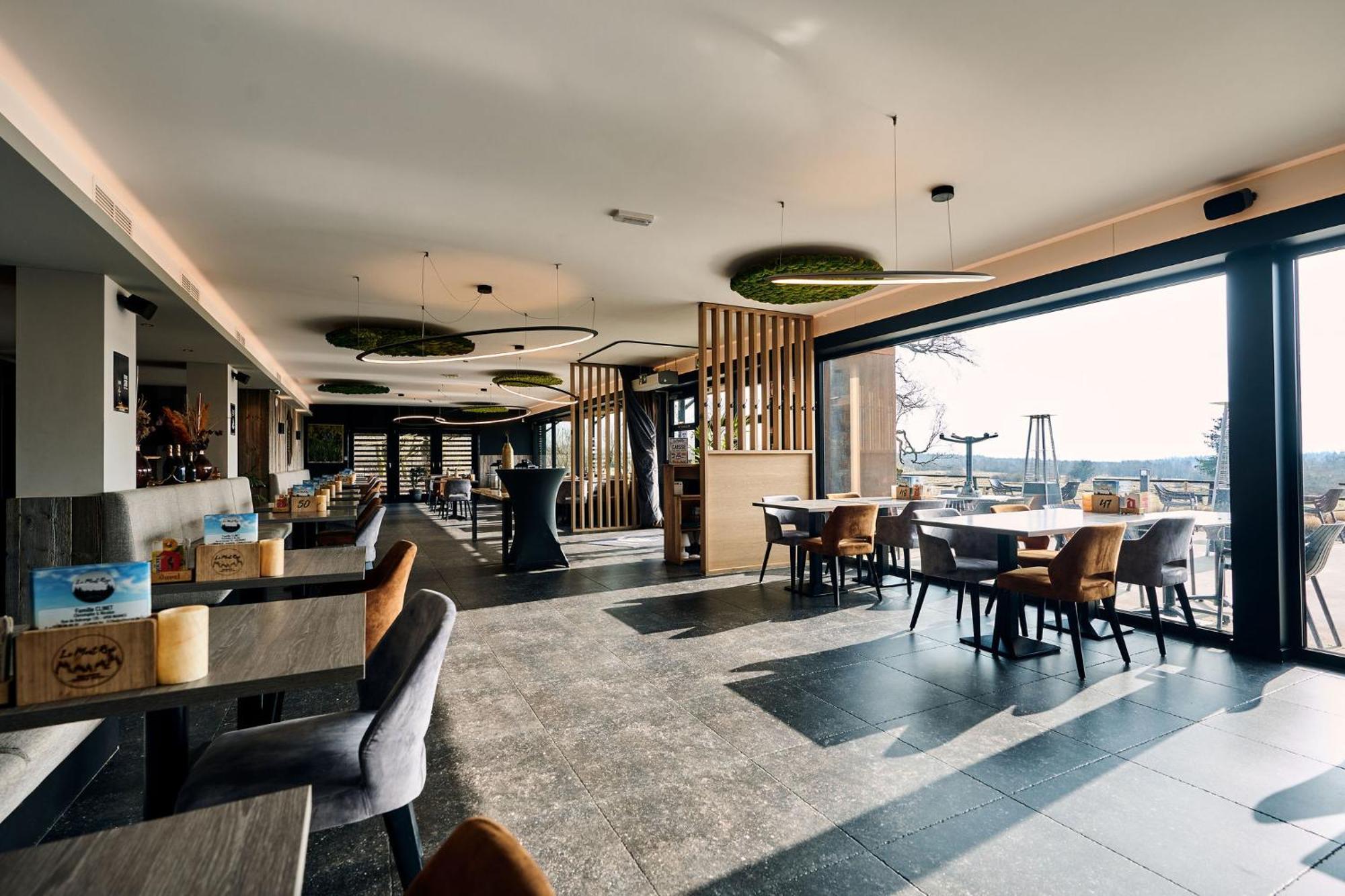 Le Mont Rigi Hotel Вем Екстериор снимка